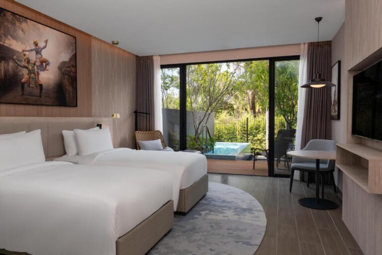 Radisson Blu Resort, Phuket Mai Khao Beach