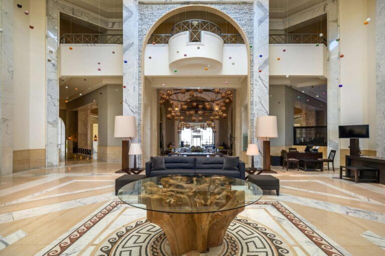 Radisson Blu Palace Resort