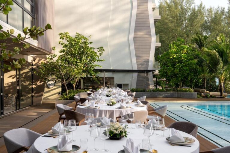Radisson Blu Resort, Phuket Mai Khao Beach
