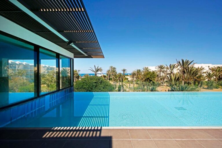 Radisson Blu Palace Resort