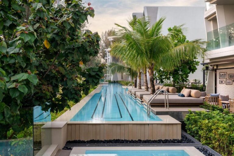 Radisson Blu Resort, Phuket Mai Khao Beach