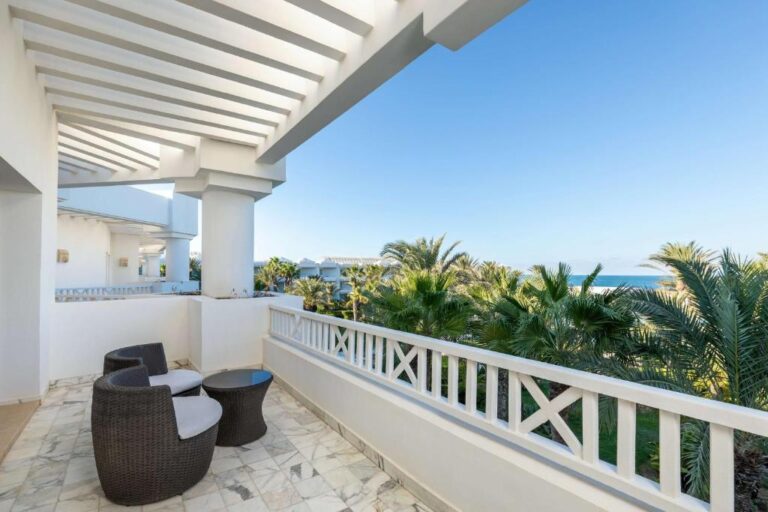 Radisson Blu Palace Resort