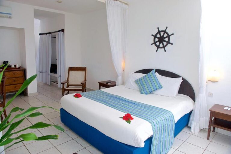 Voyager Beach Resort