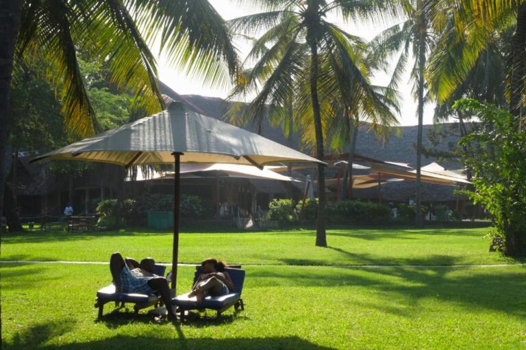 Voyager Beach Resort