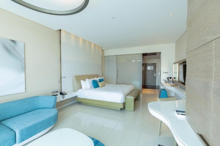 W Abu Dhabi – Yas Island