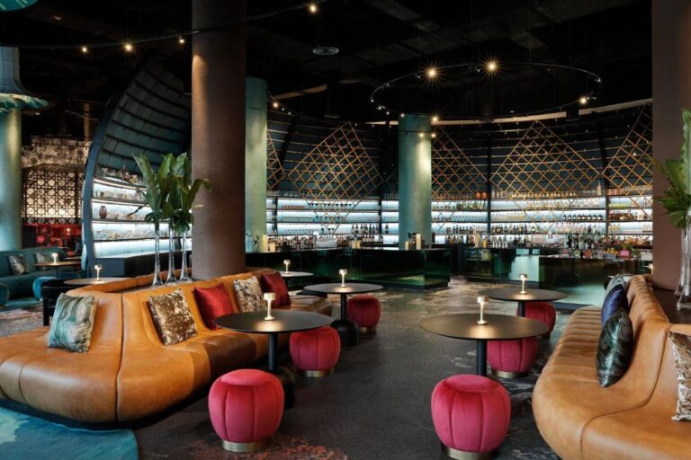 W Abu Dhabi – Yas Island