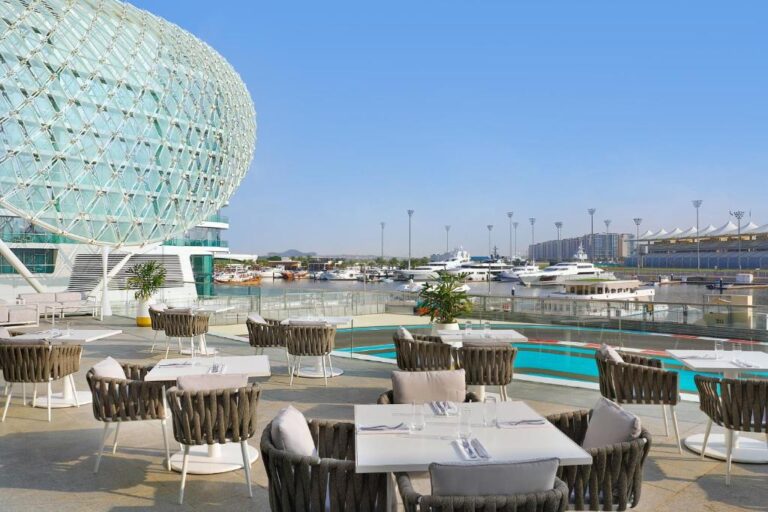 W Abu Dhabi – Yas Island