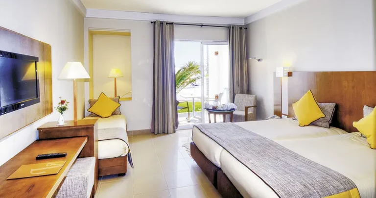 Vincci Helios Beach