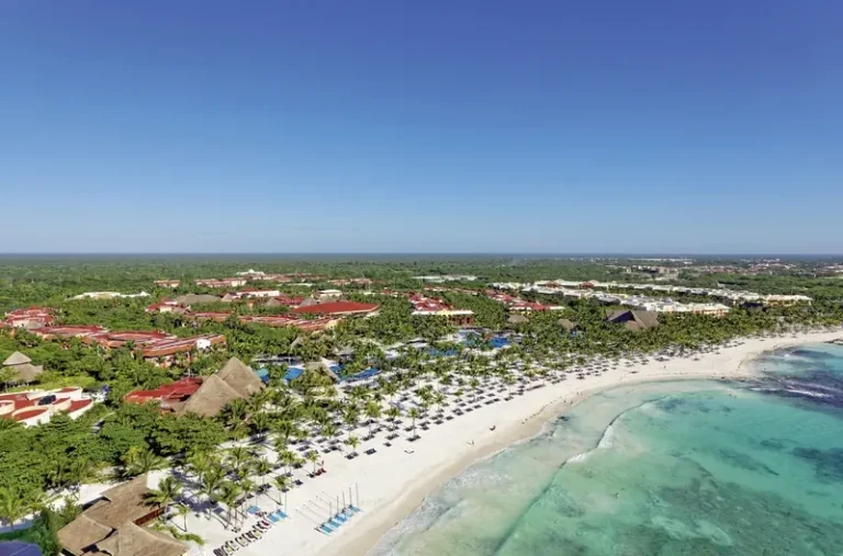 Barcelo Maya Grand Resort