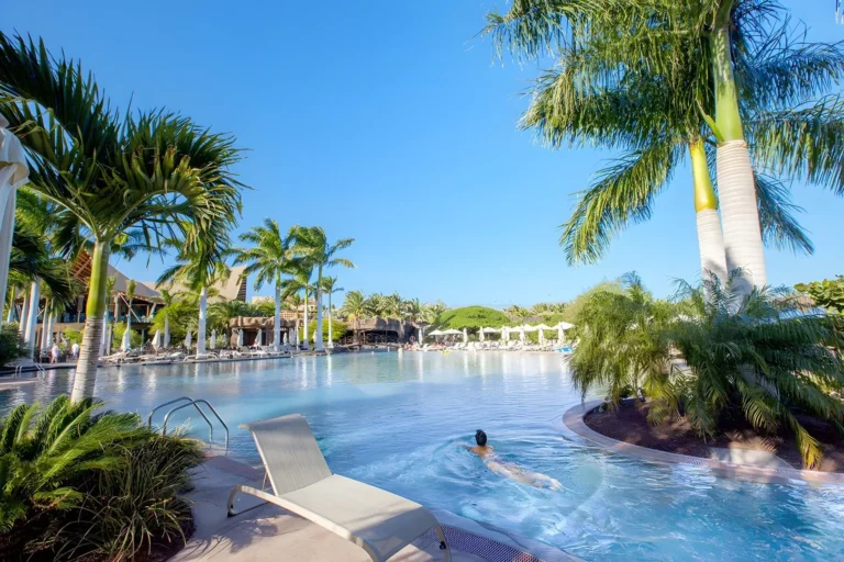 Lopesan Baobab Resort