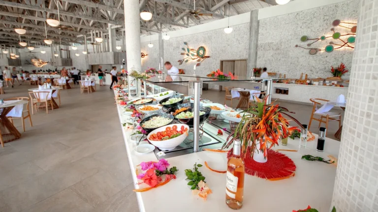 Royal Andilana Resort & SPA