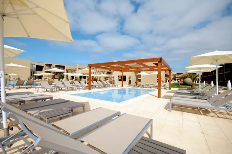 Oasis Atlantico Salinas Sea