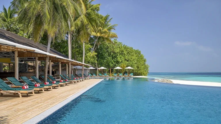 NH Collection Reethi Resort