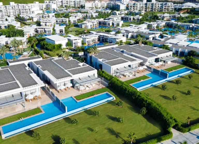 Rixos Premium Magawish Suites & Villas