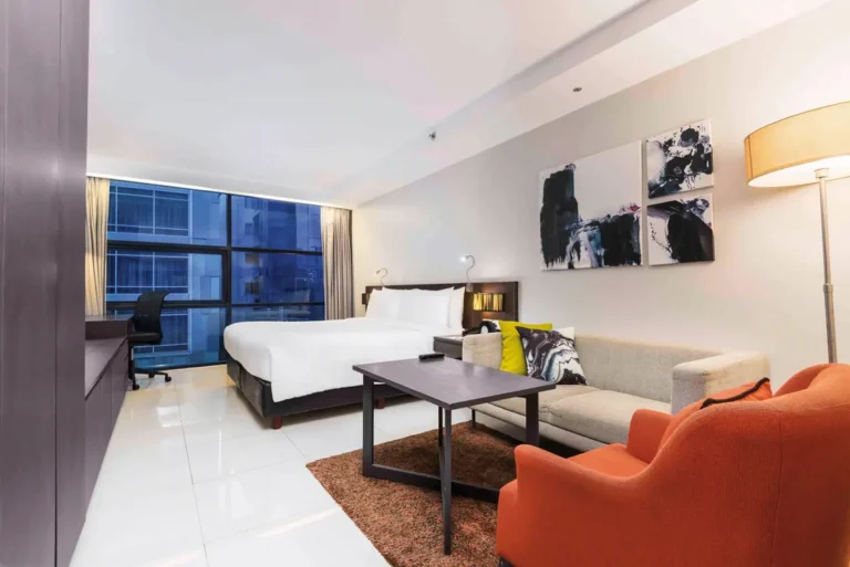 Maitria Sukhumvit 18